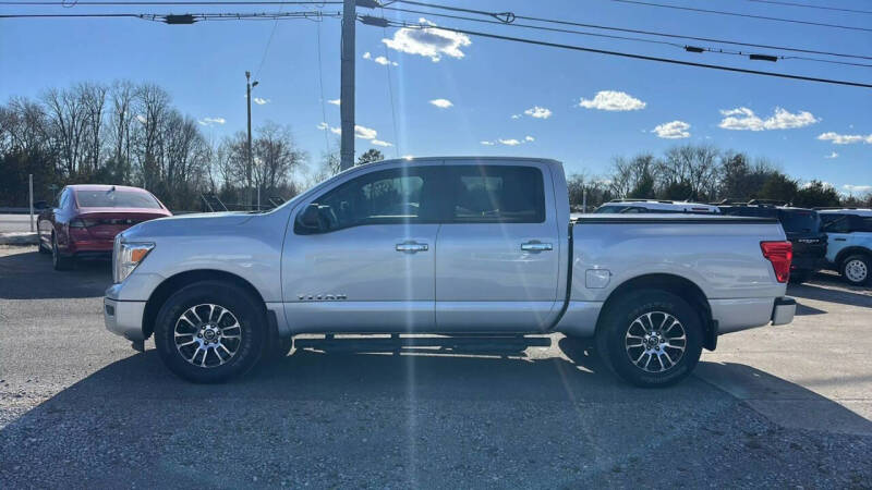 2021 Nissan Titan
