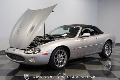 2001 Jaguar XKR