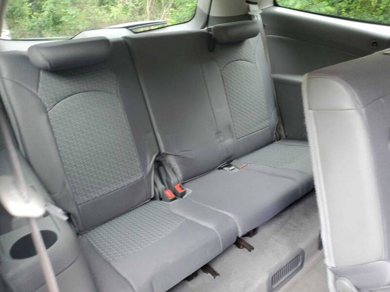 2011 Chevrolet Traverse LS