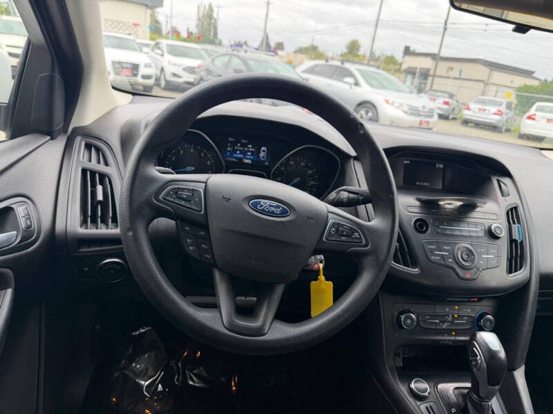 2016 Ford Focus SE