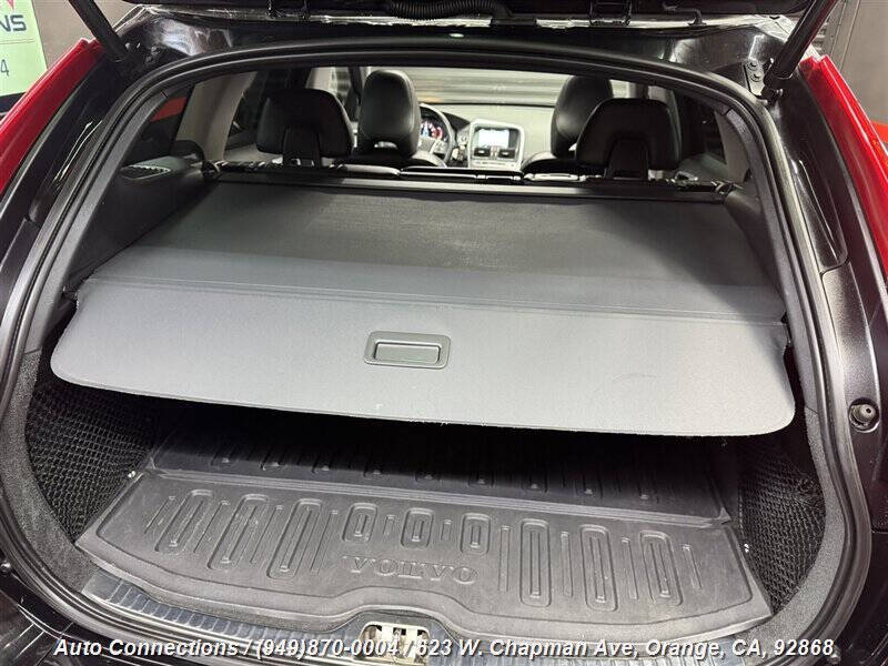 2016 Volvo XC60 T5 Drive-E Premier