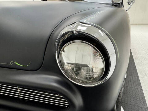 1950 Ford Deluxe