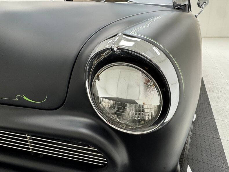 1950 Ford Deluxe