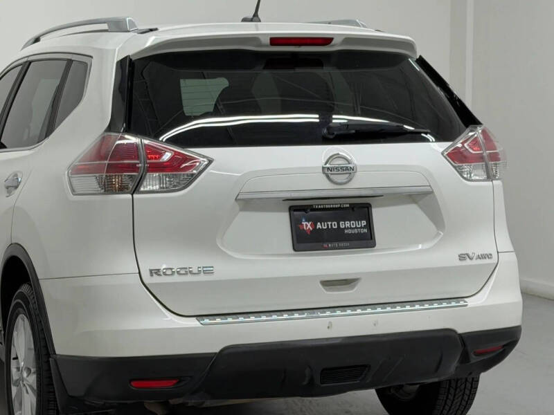 2016 Nissan Rogue SV