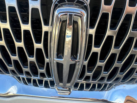 2020 Lincoln Nautilus Reserve