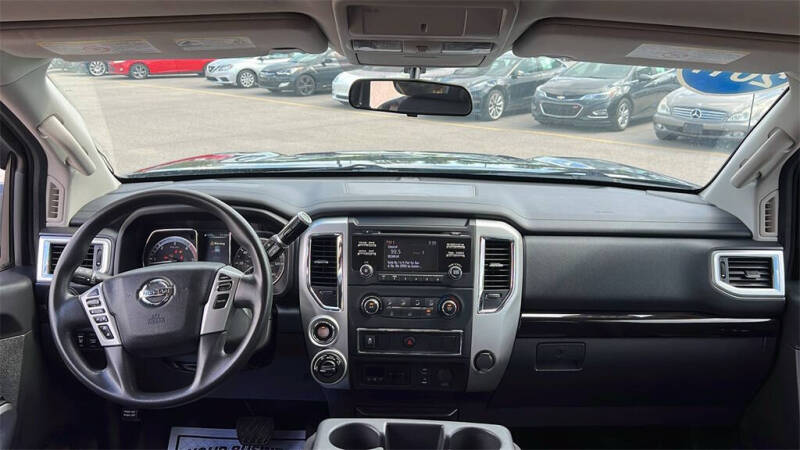 2017 Nissan Titan XD SV