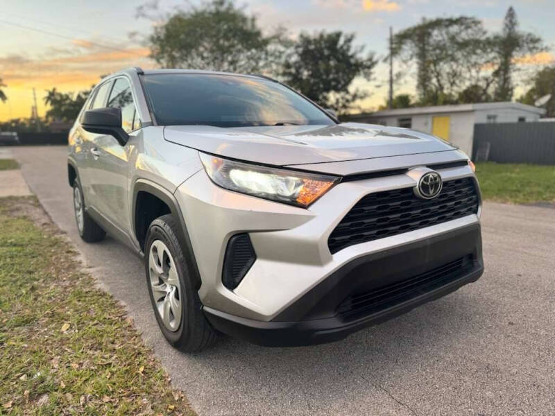 2022 Toyota RAV4 LE