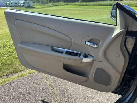 2011 Chrysler 200 Limited