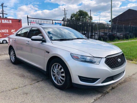 2013 Ford Taurus SEL