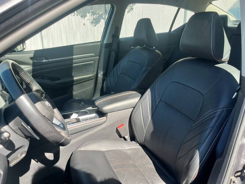 2024 Nissan Altima 2.5 SR