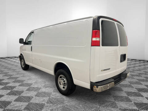 2021 Chevrolet Express 2500