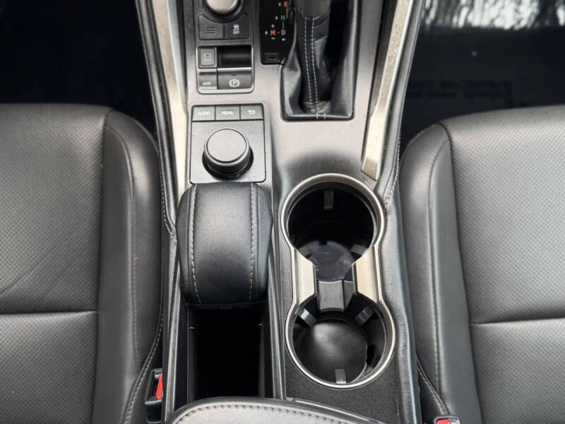 2017 Lexus NX 200t
