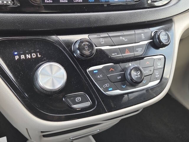 2019 Chrysler Pacifica Touring L