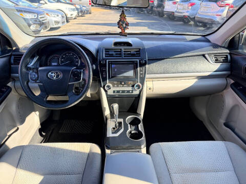 2012 Toyota Camry LE