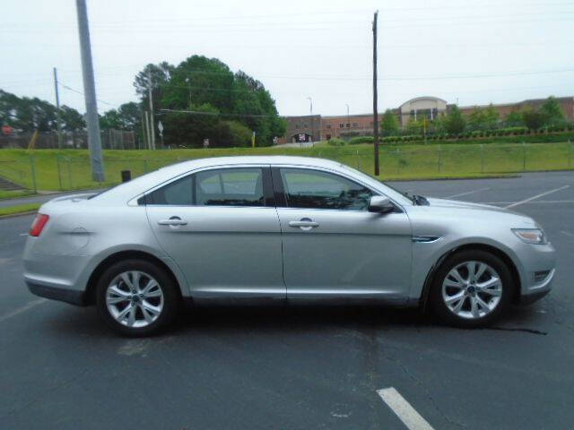 2011 Ford Taurus SEL