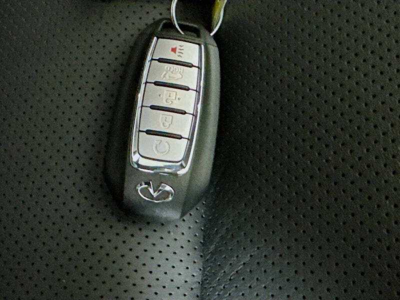 2025 Infiniti QX50 Sport