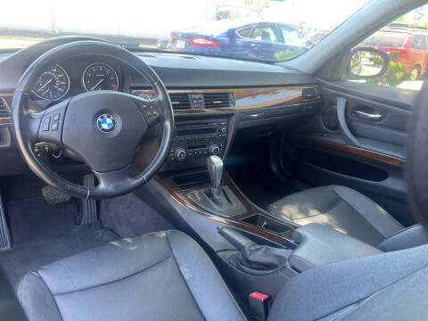 2011 BMW 3 Series 328i