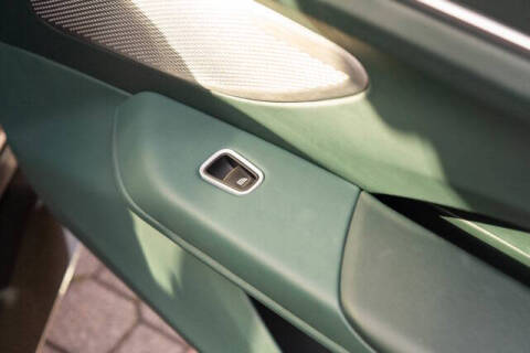 2025 Aston Martin Vantage