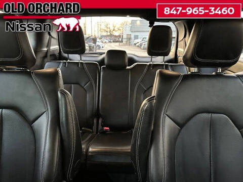 2024 Chrysler Pacifica Plug-In Hybrid Select