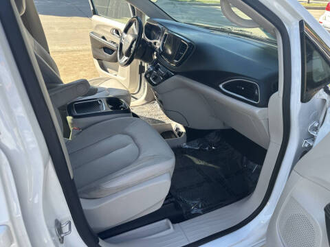 2021 Chrysler Pacifica Touring L