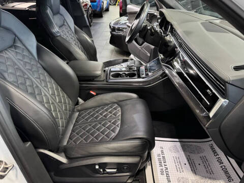 2020 Audi SQ7 4.0T quattro Prestige
