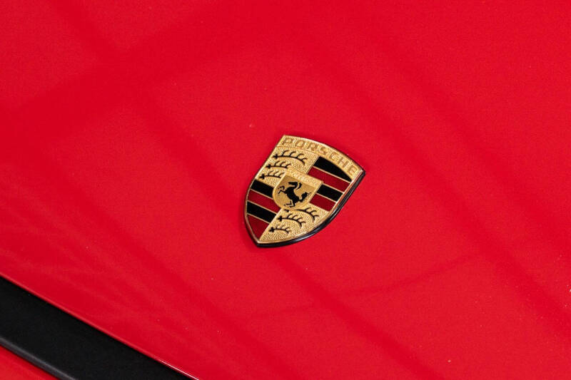 1992 Porsche 911 Carrera 2