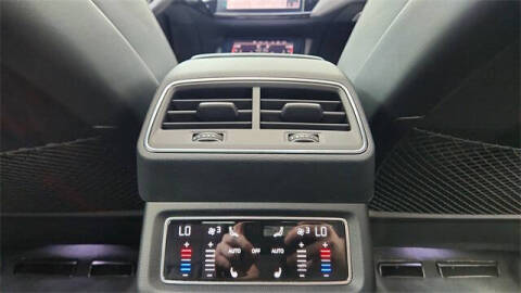 2023 Audi e-tron S Sportback quattro Prestige