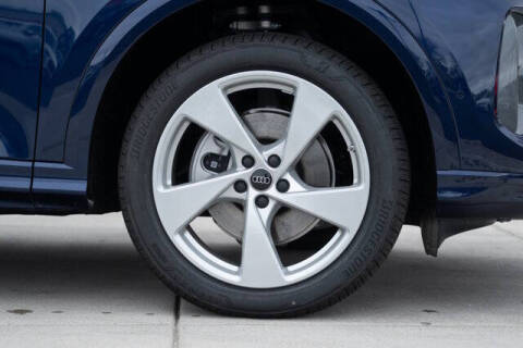 2025 Audi Q5 quattro Premium Plus TFSI