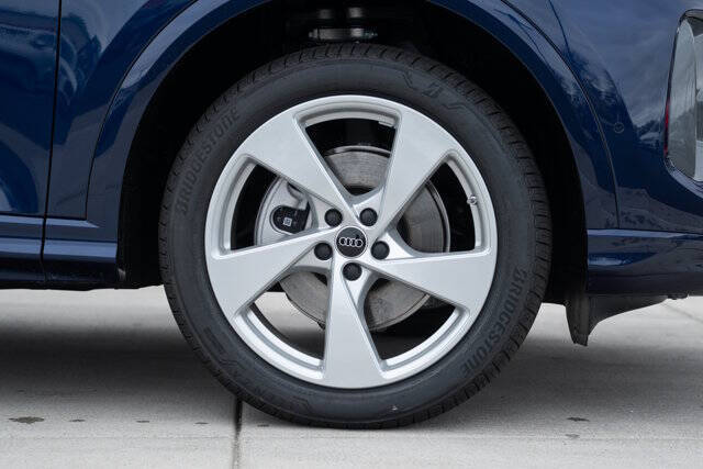 2025 Audi Q5 quattro Premium Plus TFSI