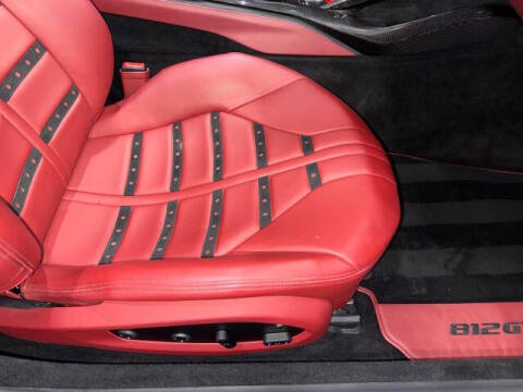 2021 Ferrari 812 GTS