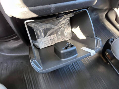 2025 Chevrolet Express 2500
