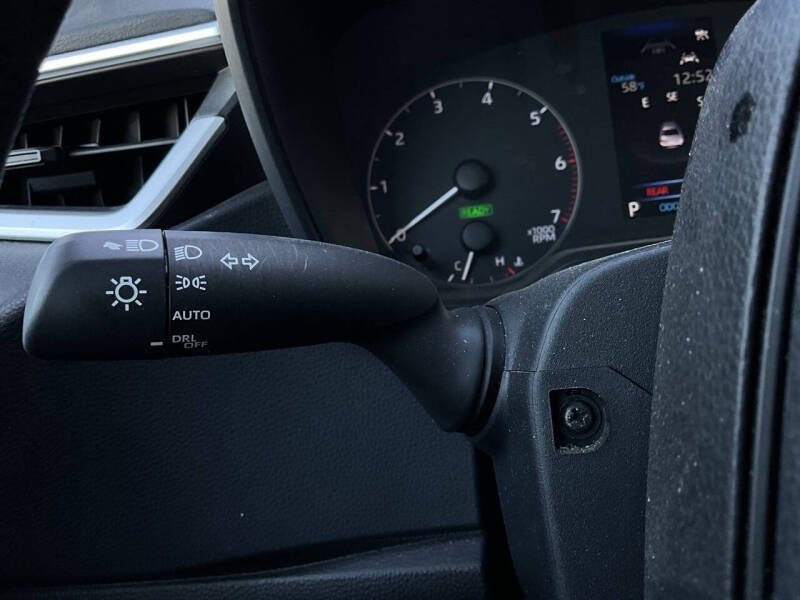 2025 Toyota Corolla Hybrid LE