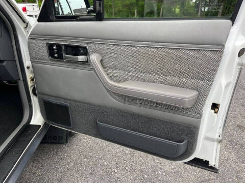 1991 Jeep Cherokee Laredo