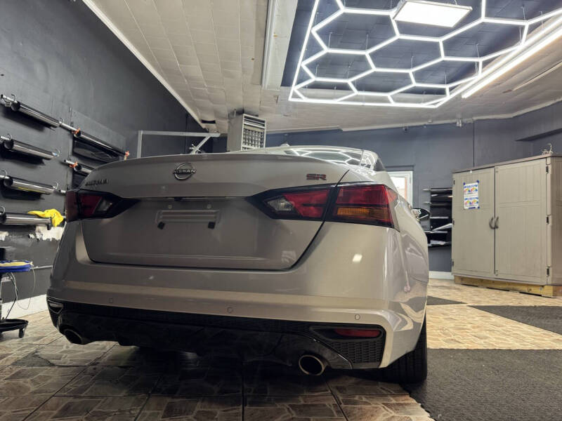 2023 Nissan Altima 2.5 SR