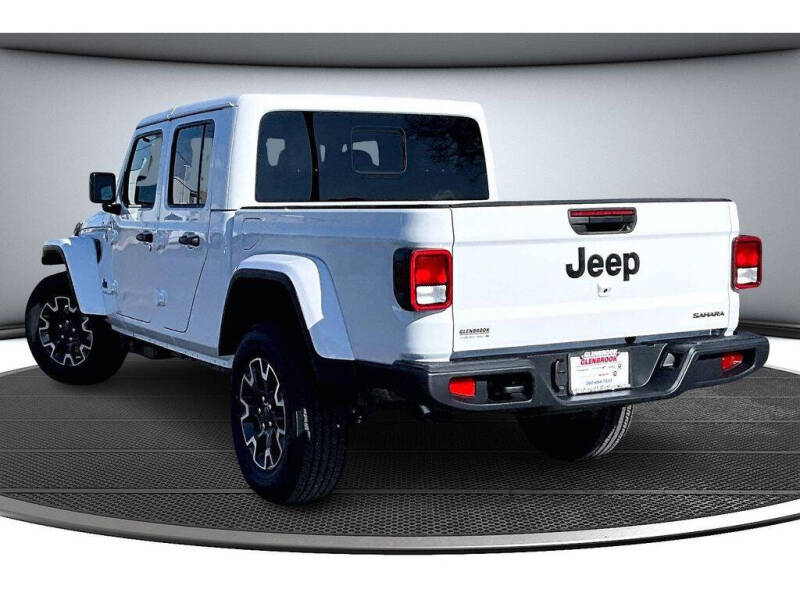 2026 Jeep Gladiator Sahara