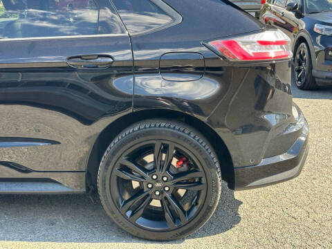 2019 Ford Edge ST