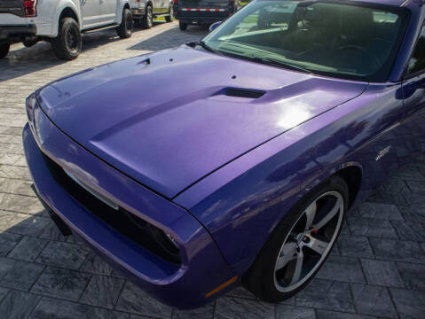 2014 Dodge Challenger SRT8