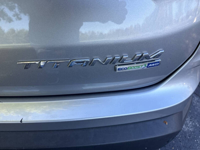 2020 Ford Edge Titanium