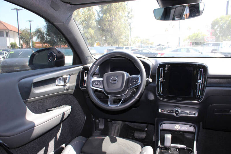 2023 Volvo C40 Recharge Twin Plus