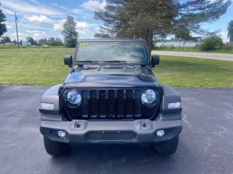 2020 Jeep Gladiator for sale at EAGLE ONE AUTO SALES in Leesburg OH