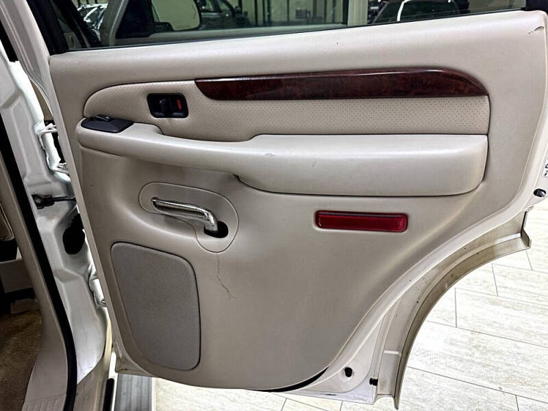 2005 Cadillac Escalade