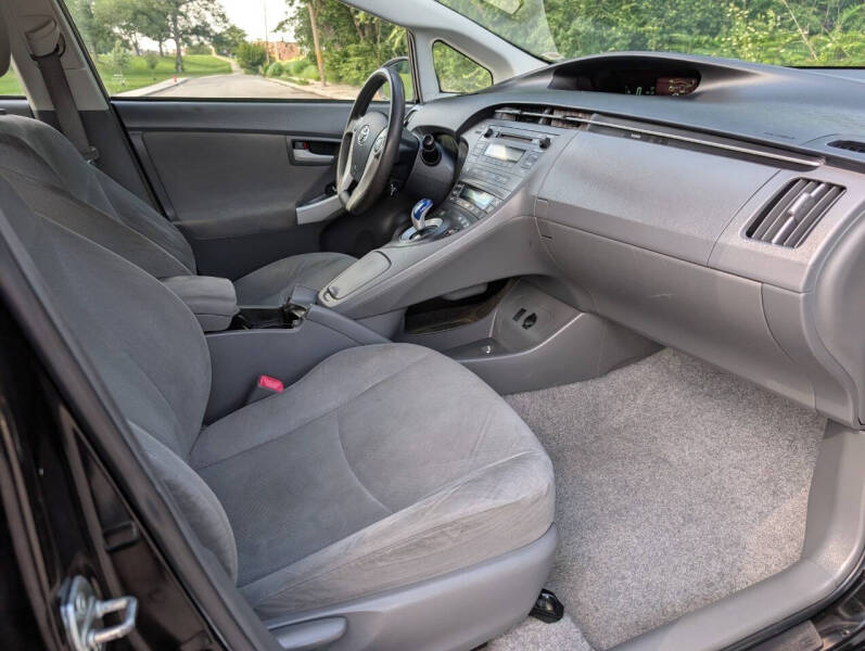 2010 Toyota Prius II