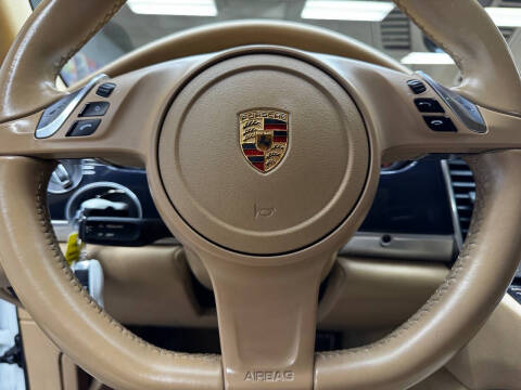 2015 Porsche Panamera 4