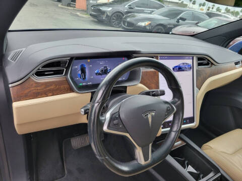 2016 Tesla Model X 90D