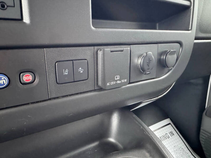 2021 Chevrolet Express 2500