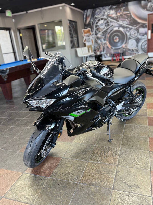 2025 Kawasaki Ninja 650