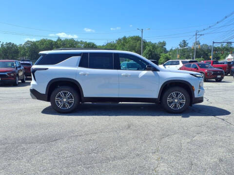 2025 Chevrolet Traverse LT