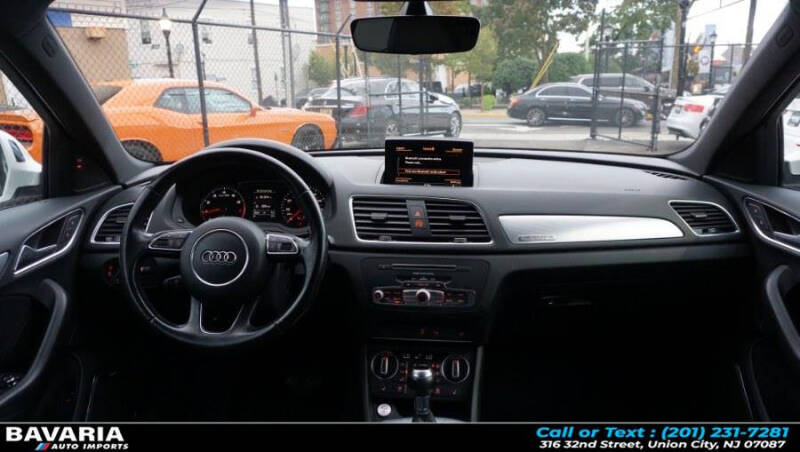 2017 Audi Q3 2.0T quattro Prestige