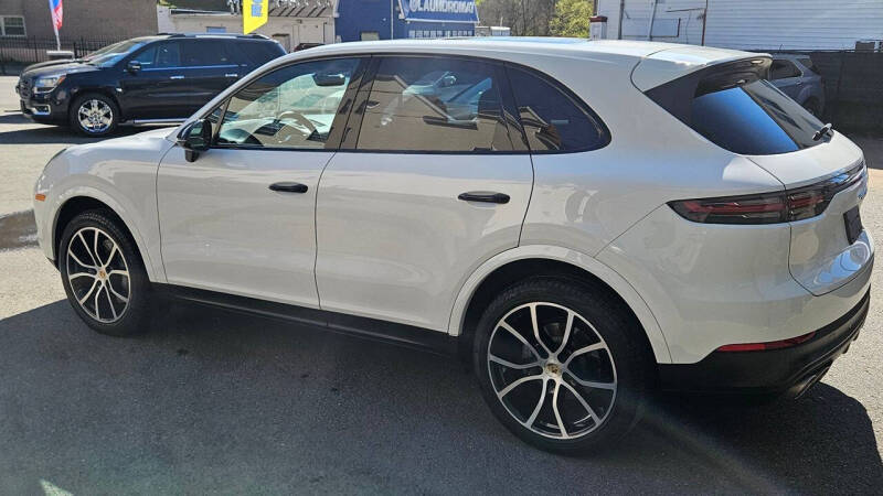 2019 Porsche Cayenne S
