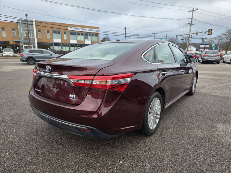 2013 Toyota Avalon Hybrid XLE Touring